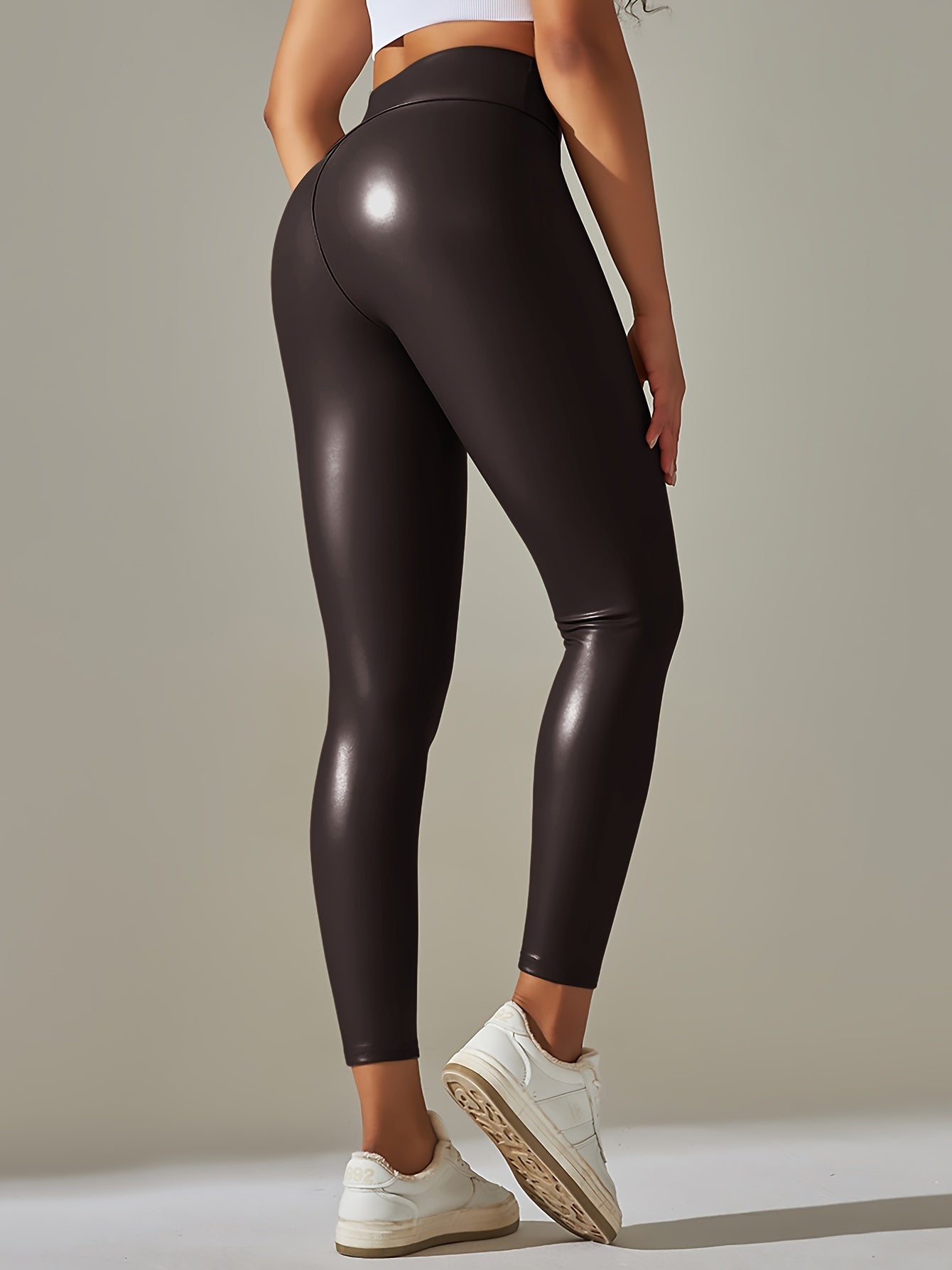 Womens Faux Leather High Waist Fleece Lined Sports Leggings - Sweat-Wicking, Seamless & Stretchy Yoga Pants for Fitness Enthusiasts - Figure-Flattering, Sexy & Stylish Winter Activewear